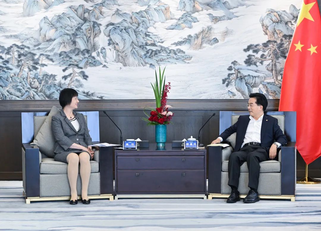 Windey&rsquo;s Chairman Gao Ling and Her Delegation Visited China Merchants Group